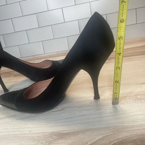 Prada Authentic Black Women's Heels - Picture 7 of 7